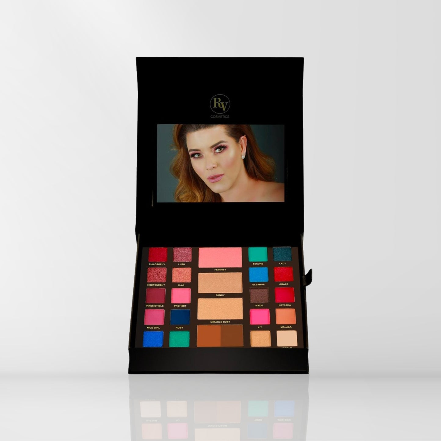 Make Up Pallet by Alicia Machado